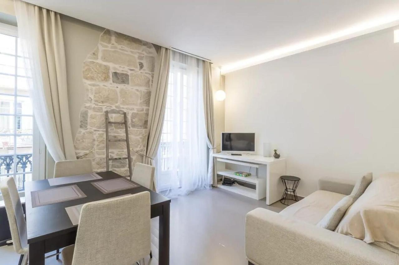 Private Apartment Located In The "Carre D'Or Nice" Luaran gambar